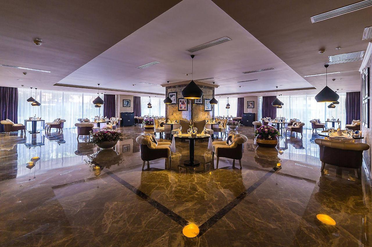 Shera Inn Hotel Alma-Ata Exteriör bild
