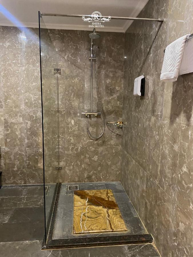 Shera Inn Hotel Alma-Ata Exteriör bild