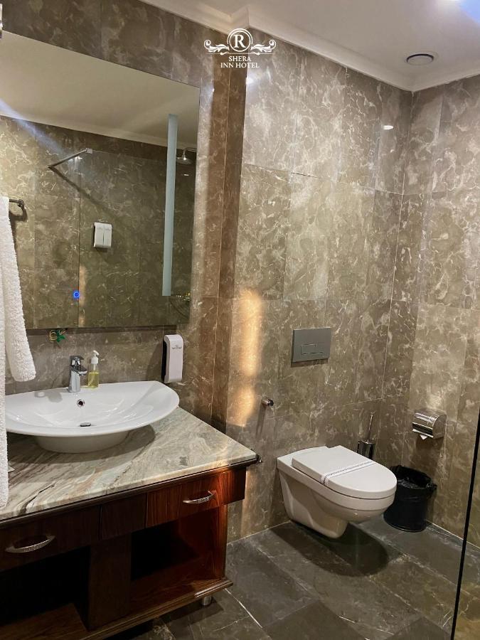 Shera Inn Hotel Alma-Ata Exteriör bild