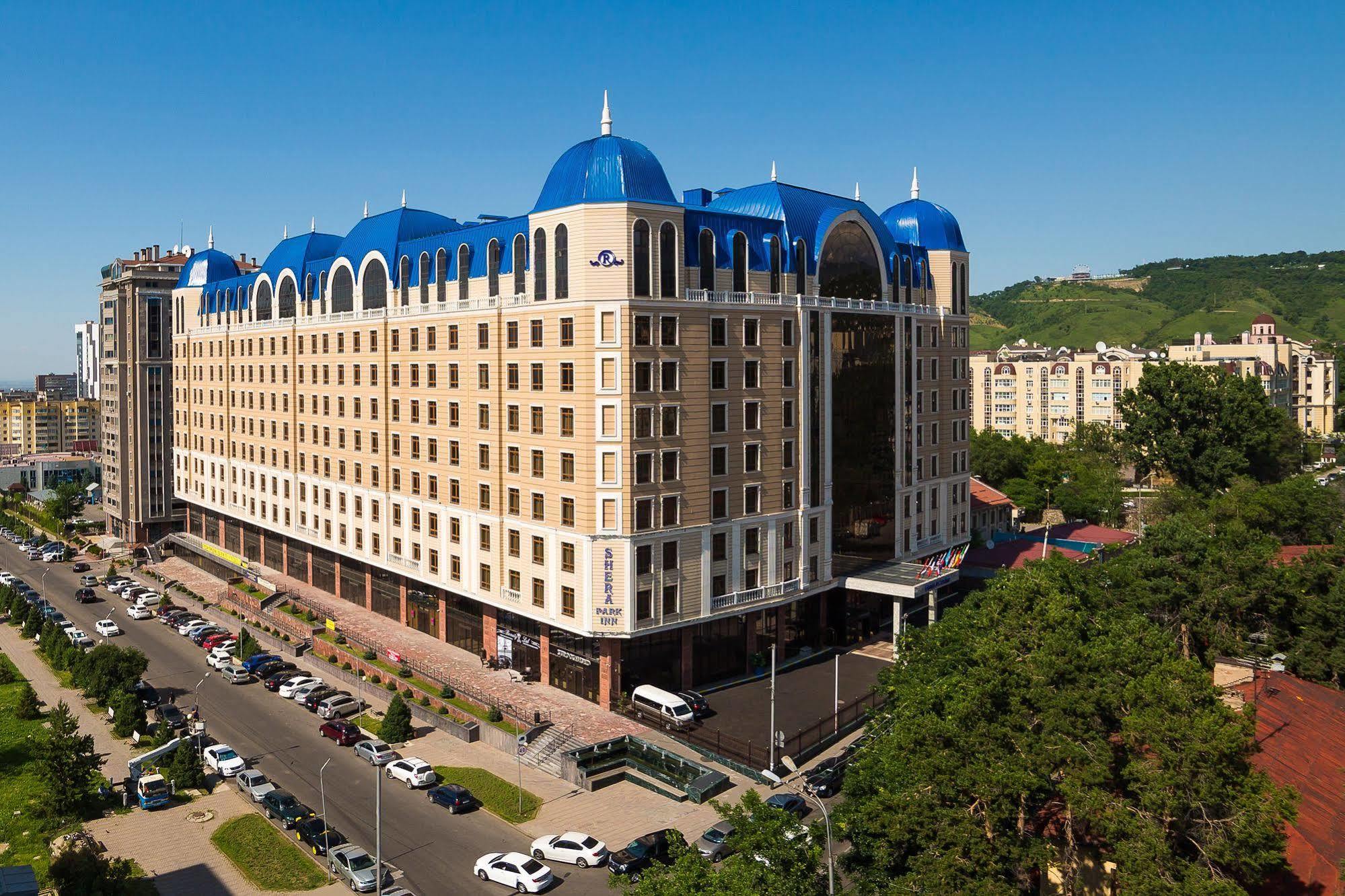Shera Inn Hotel Alma-Ata Exteriör bild